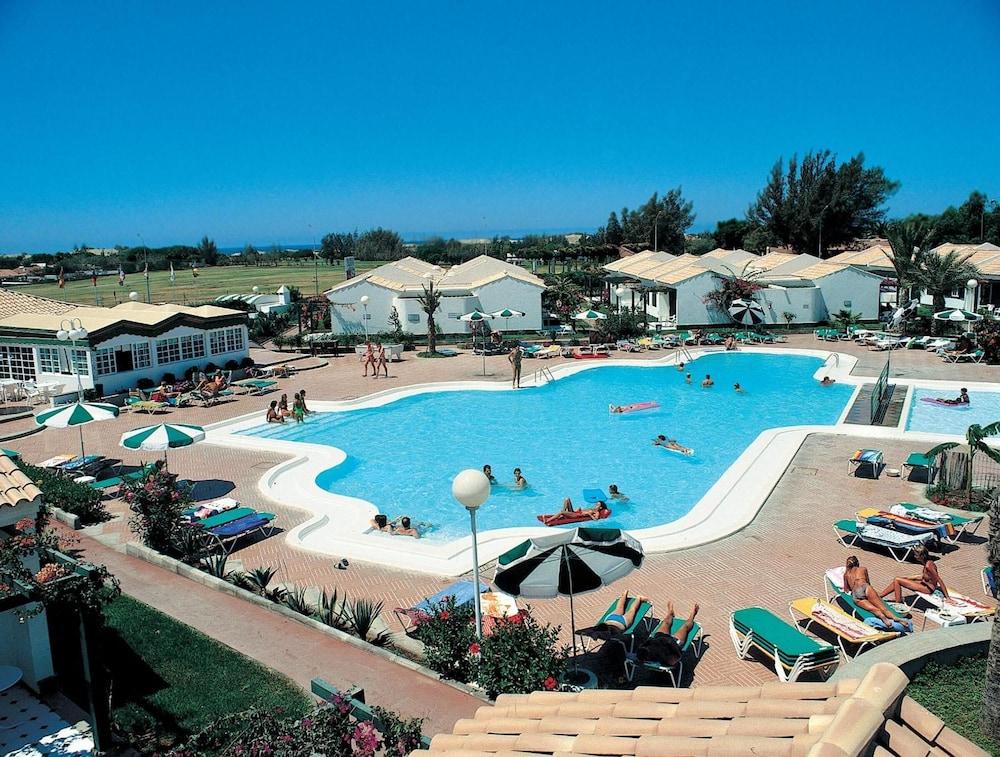 Campo De Golf *